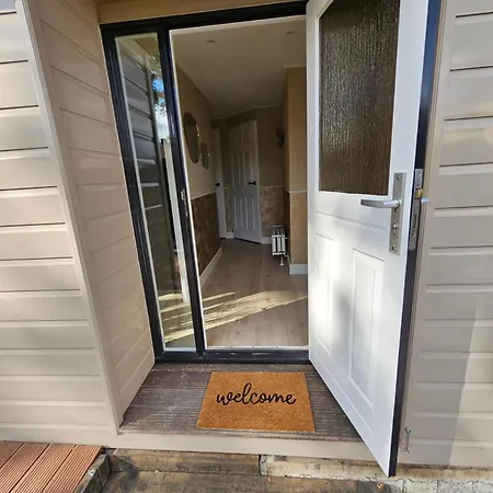 Daire House With Private Sauna And Hottub On Park De Ijsvogel With Swimming Pools And Children Entertaiment Airco *