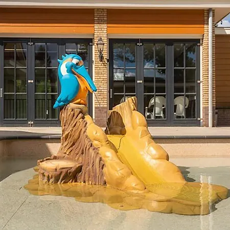 House With Private Sauna And Hottub On Park De Ijsvogel With Swimming Pools And Children Entertaiment Airco Daire