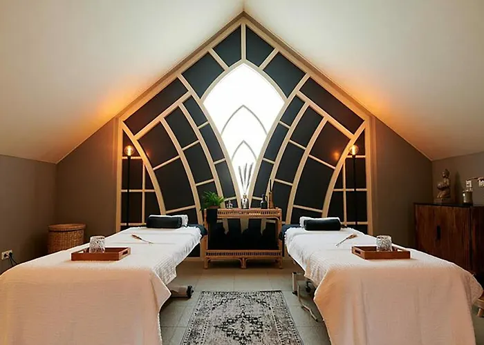 House With Private Sauna And Hottub On Park De Ijsvogel With Swimming Pools And Children Entertaiment Airco *