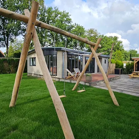 아파트 House With Private Sauna And Hottub On Park De Ijsvogel With Swimming Pools And Children Entertaiment Airco 부투이젠